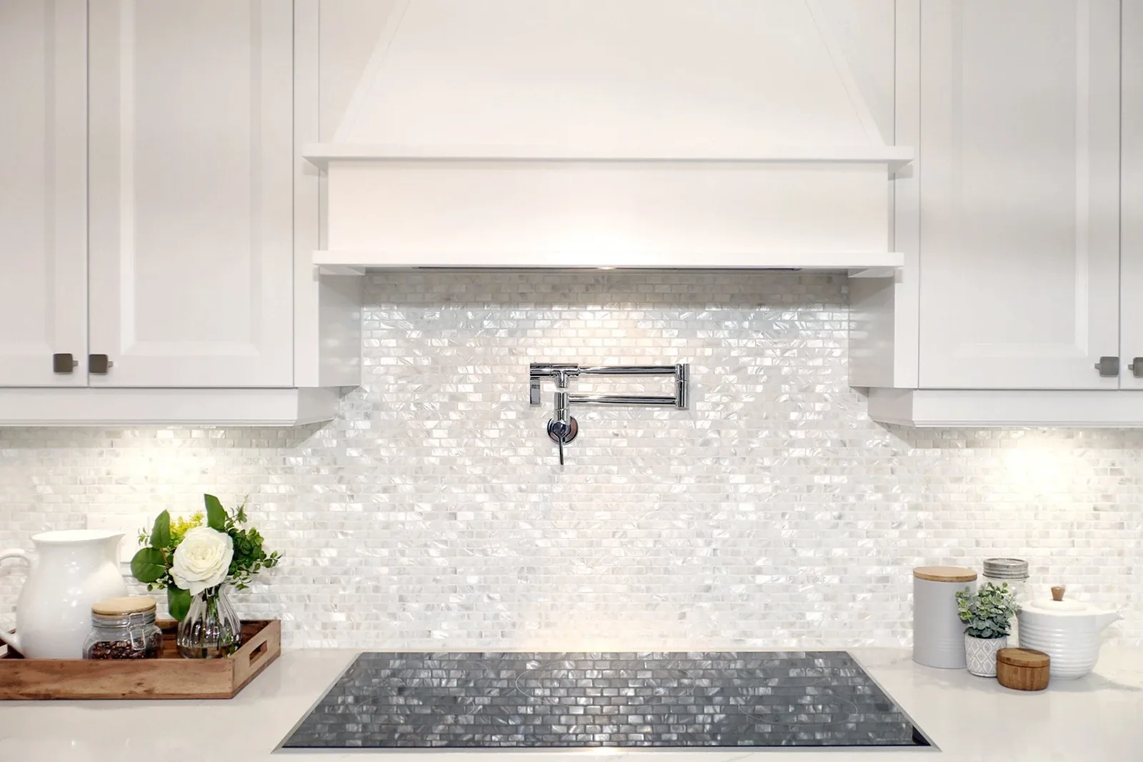 Classic Elegance kitchen, bathroom, and laundry room renovation in Alderwood, Toronto
