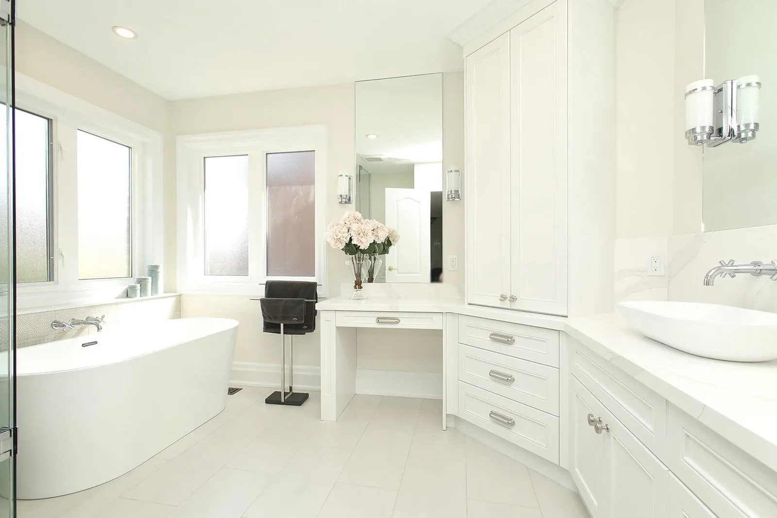 After the renovation, Timeless Whites project