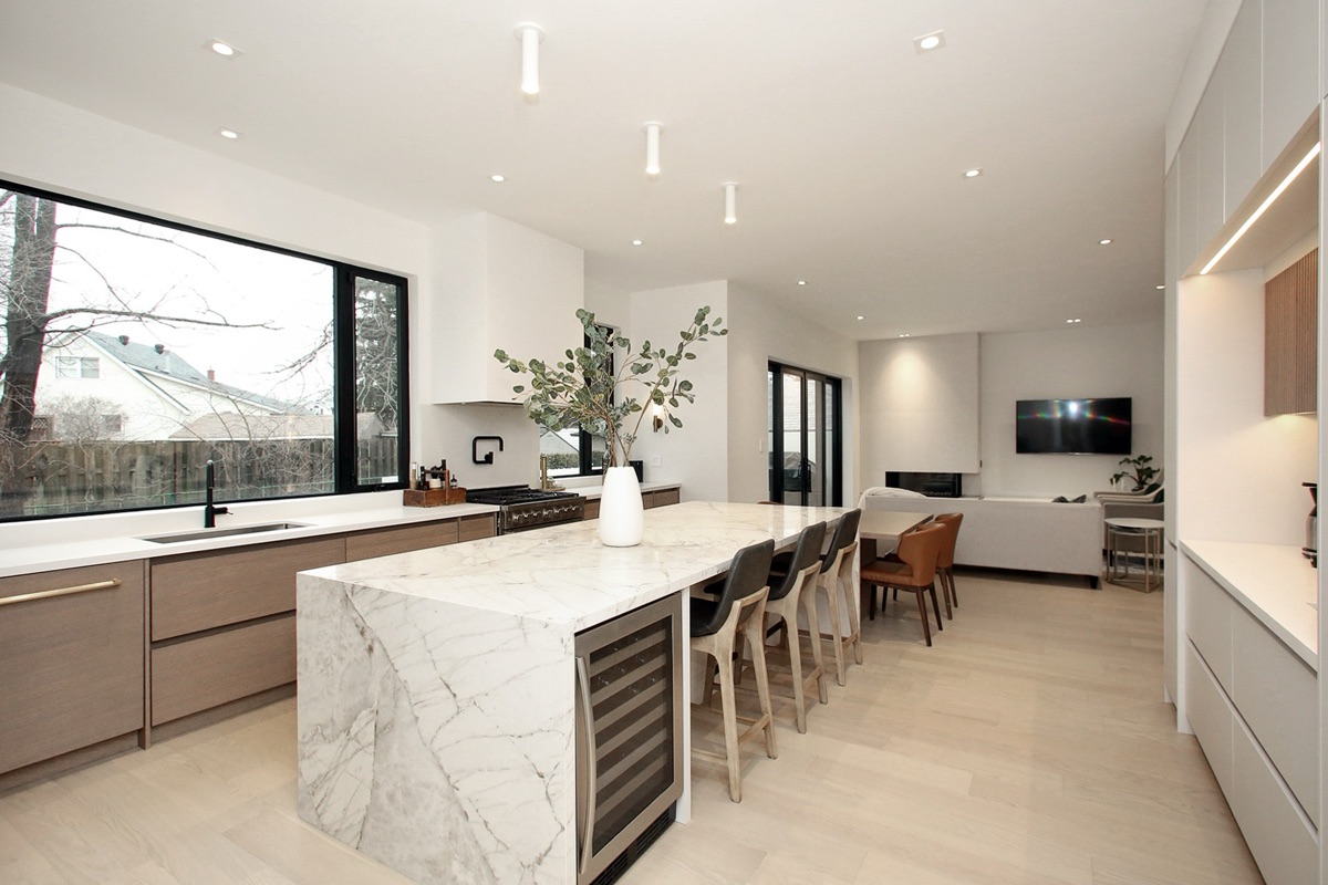A finished Waterfront kitchen renovation.